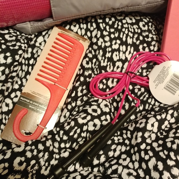 Hot yoga/gym bundle - Picture 2 of 8